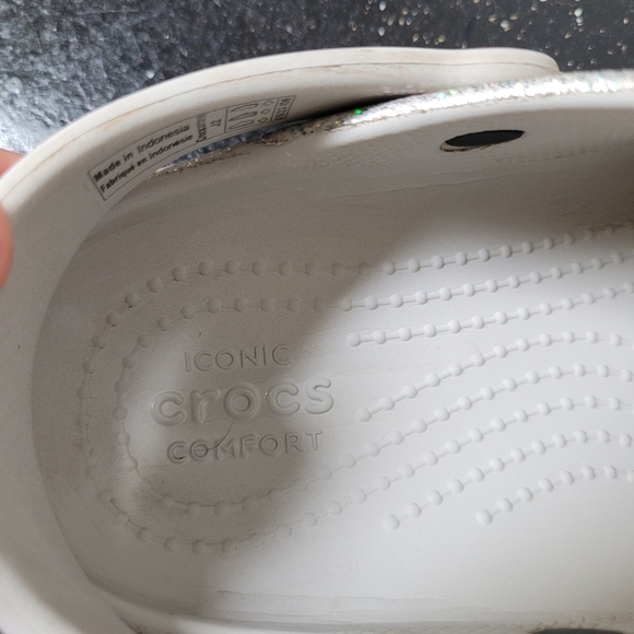 Crocs Silver Glitter Clogs - Picture 6 of 8